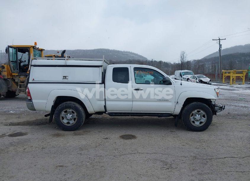 Photo 13 of 2014 Toyota Tacoma (VIN 5TFUU4ENXEX085672)