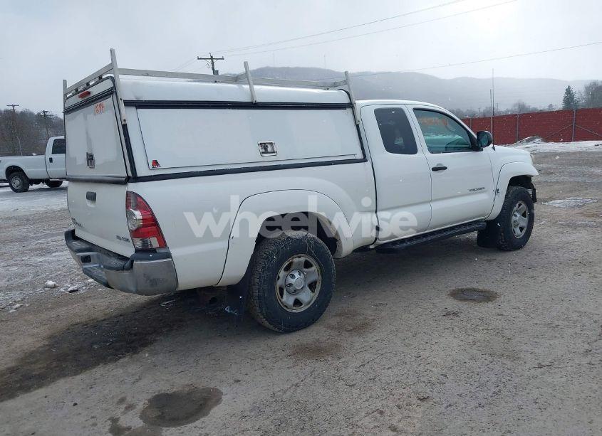 Photo 4 of 2014 Toyota Tacoma (VIN 5TFUU4ENXEX085672)