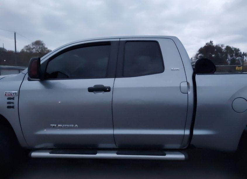 Photo 15 of 2010 Toyota Tundra GRADE 5.7L V8 (VIN 5TFUW5F10AX110360)