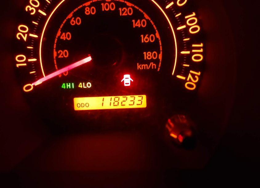 Photo 16 of 2010 Toyota Tundra GRADE 5.7L V8 (VIN 5TFUW5F10AX110360)