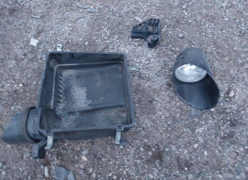 Photo 19 of 2010 Toyota Tundra GRADE 5.7L V8 (VIN 5TFUW5F10AX110360)