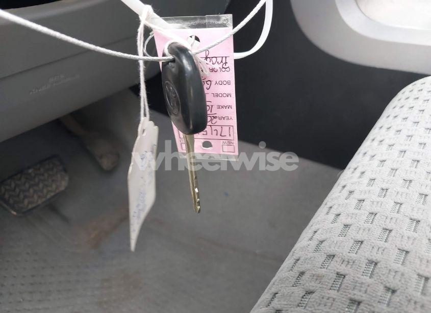 Photo 11 of 2010 Toyota Tundra GRADE 5.7L V8 (VIN 5TFUW5F10AX137509)