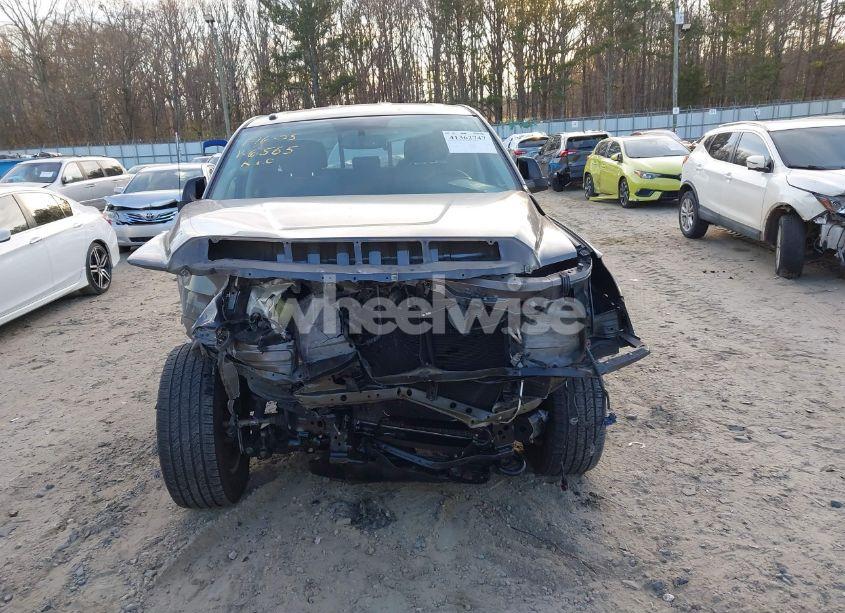 Photo 6 of 2015 Toyota Tundra SR5 5.7L V8 (VIN 5TFUW5F10FX446565)