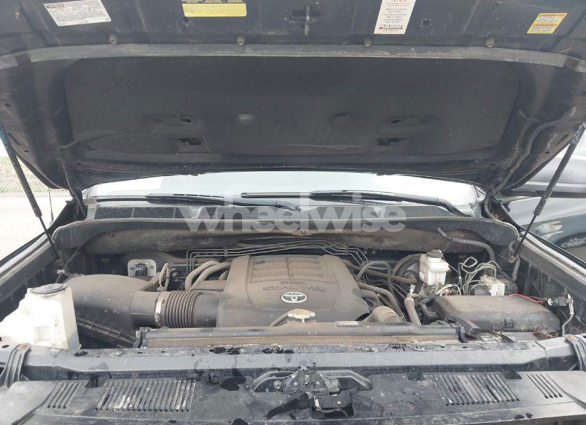 Photo 10 of 2017 Toyota Tundra SR5 5.7L V8 (VIN 5TFUW5F10HX643206)