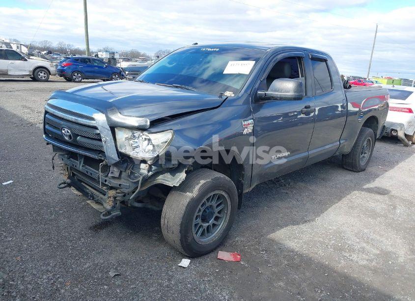 Photo 2 of 2010 Toyota Tundra GRADE 5.7L V8 (VIN 5TFUW5F11AX135364)