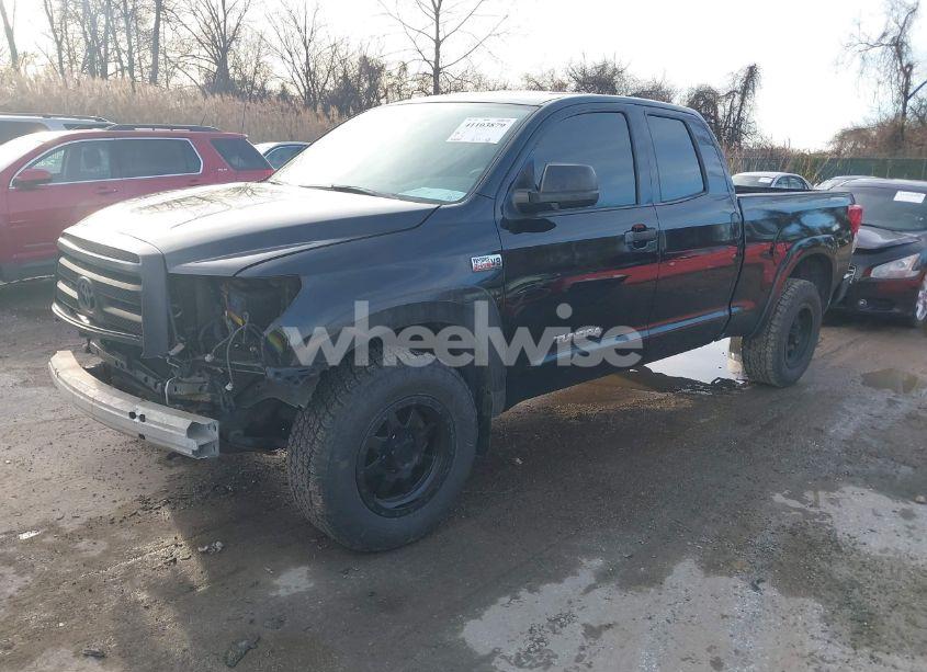 Photo 2 of 2012 Toyota Tundra GRADE 5.7L V8 (VIN 5TFUW5F11CX270556)