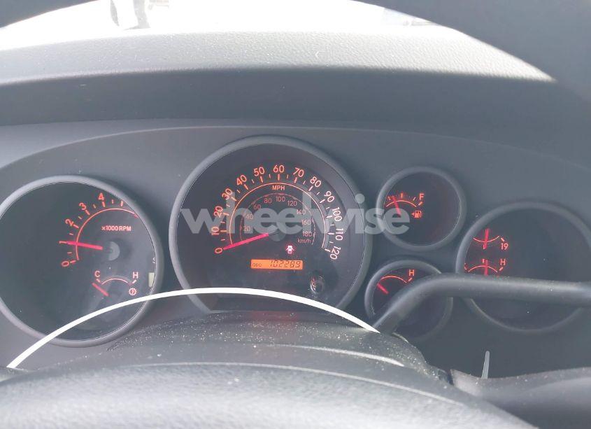 Photo 7 of 2012 Toyota Tundra GRADE 5.7L V8 (VIN 5TFUW5F11CX270556)