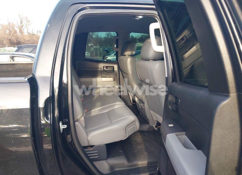 Photo 8 of 2012 Toyota Tundra GRADE 5.7L V8 (VIN 5TFUW5F11CX270556)