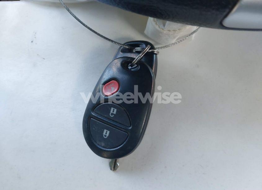 Photo 11 of 2017 Toyota Tundra SR5 5.7L V8 (VIN 5TFUW5F11HX644753)