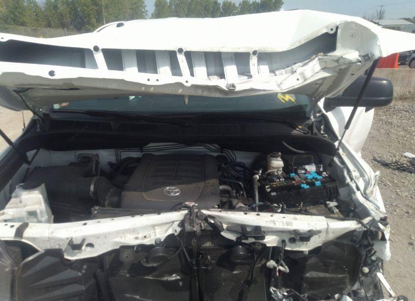 Photo 10 of 2019 Toyota Tundra SR5 5.7L V8 (VIN 5TFUW5F11KX859606)