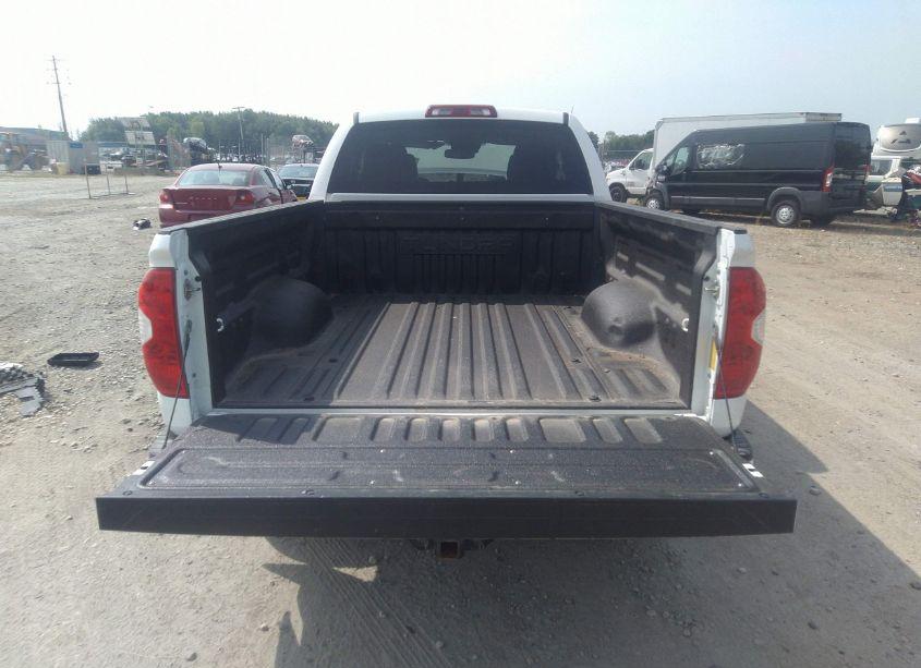 Photo 17 of 2019 Toyota Tundra SR5 5.7L V8 (VIN 5TFUW5F11KX859606)