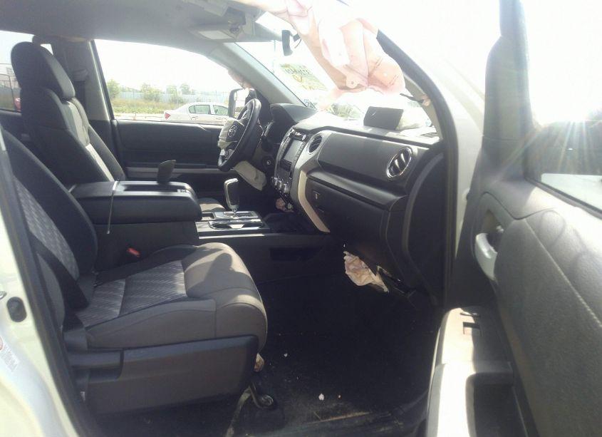 Photo 5 of 2019 Toyota Tundra SR5 5.7L V8 (VIN 5TFUW5F11KX859606)