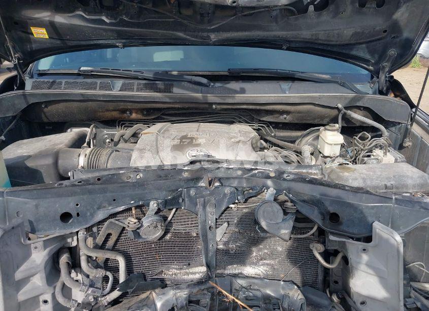 Photo 10 of 2010 Toyota Tundra GRADE 5.7L V8 (VIN 5TFUW5F12AX134255)