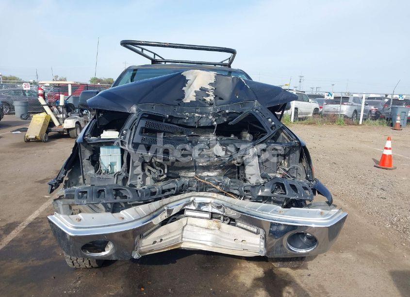 Photo 6 of 2010 Toyota Tundra GRADE 5.7L V8 (VIN 5TFUW5F12AX134255)