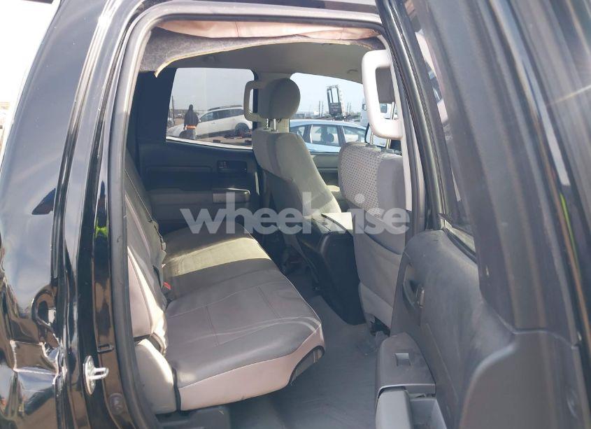 Photo 8 of 2010 Toyota Tundra GRADE 5.7L V8 (VIN 5TFUW5F12AX134255)