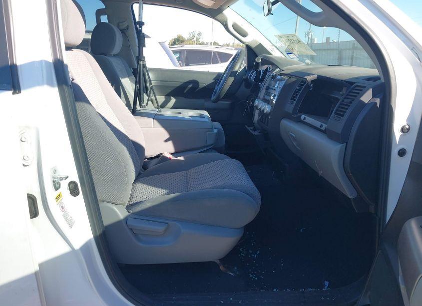 Photo 5 of 2012 Toyota Tundra GRADE 5.7L V8 (VIN 5TFUW5F12CX258576)