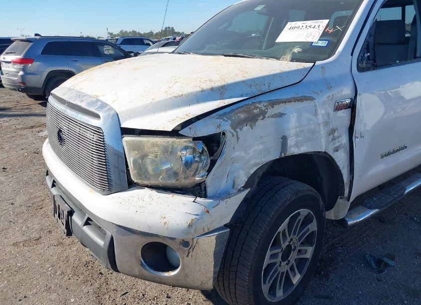 Photo 6 of 2012 Toyota Tundra GRADE 5.7L V8 (VIN 5TFUW5F12CX258576)