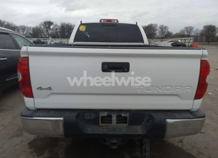 Photo 17 of 2018 Toyota Tundra SR5 5.7L V8 (VIN 5TFUW5F12JX754538)