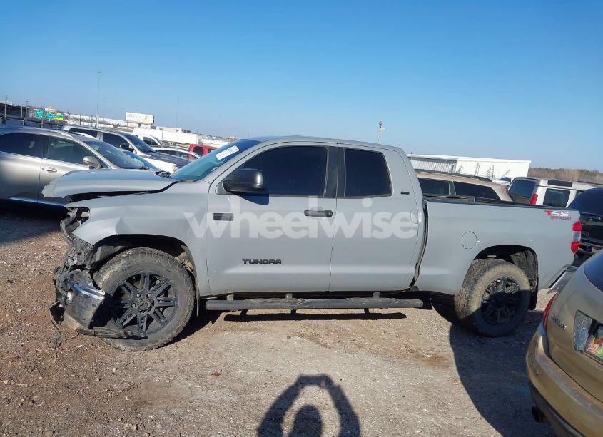 Photo 13 of 2019 Toyota Tundra SR5 5.7L V8 (VIN 5TFUW5F12KX846296)