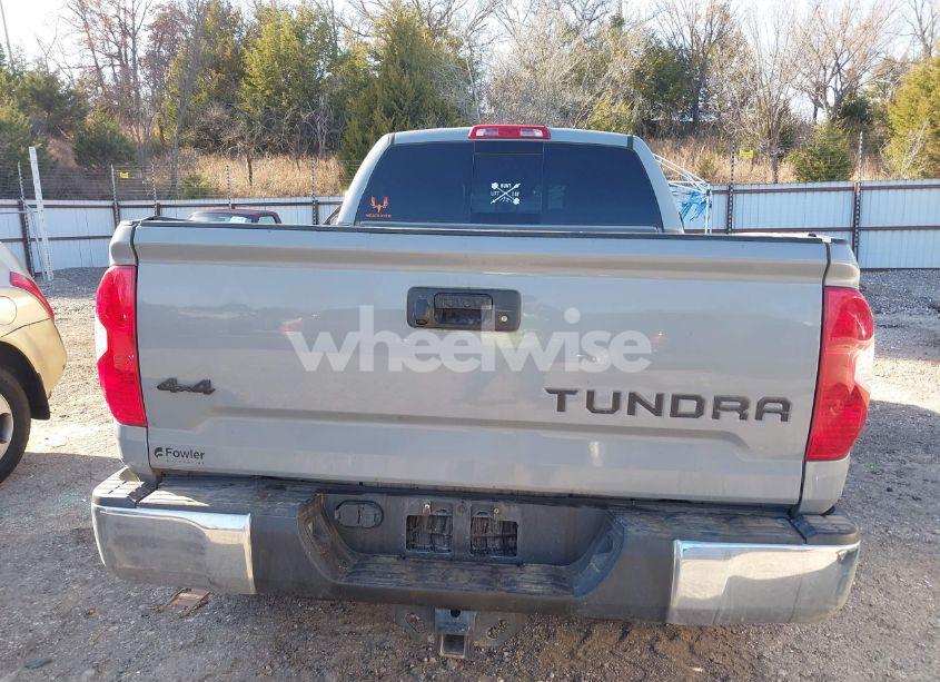 Photo 15 of 2019 Toyota Tundra SR5 5.7L V8 (VIN 5TFUW5F12KX846296)