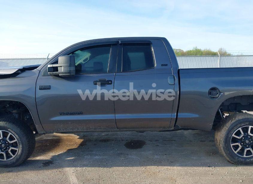 Photo 14 of 2015 Toyota Tundra SR5 5.7L V8 (VIN 5TFUW5F13FX434068)