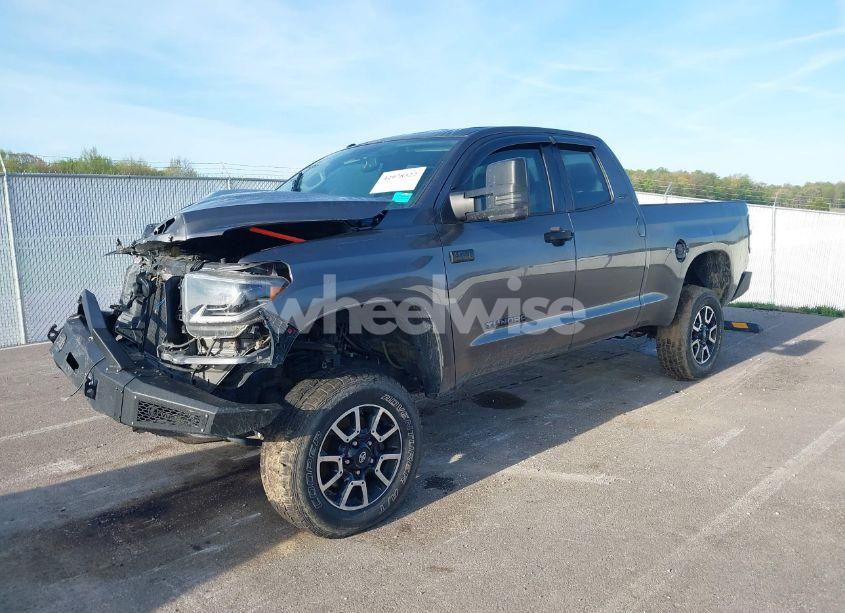 Photo 2 of 2015 Toyota Tundra SR5 5.7L V8 (VIN 5TFUW5F13FX434068)