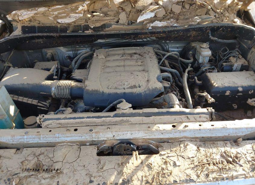 Photo 10 of 2016 Toyota Tundra SR5 5.7L V8 (VIN 5TFUW5F13GX518327)