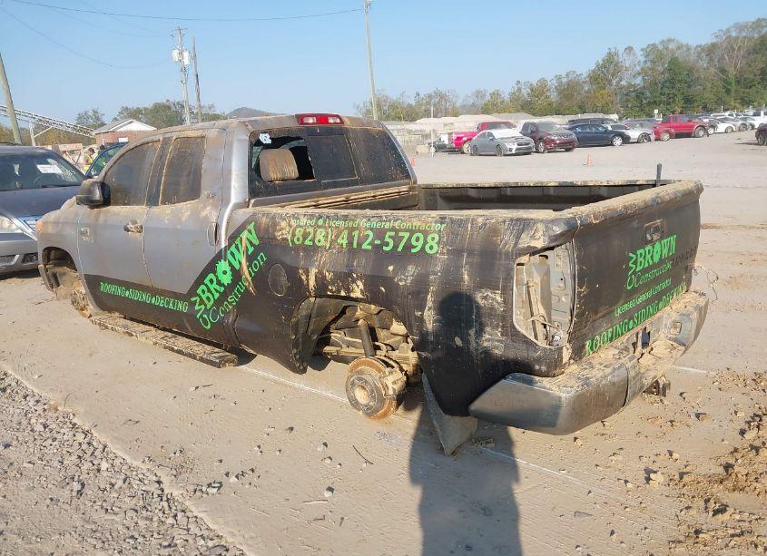 Photo 3 of 2016 Toyota Tundra SR5 5.7L V8 (VIN 5TFUW5F13GX518327)