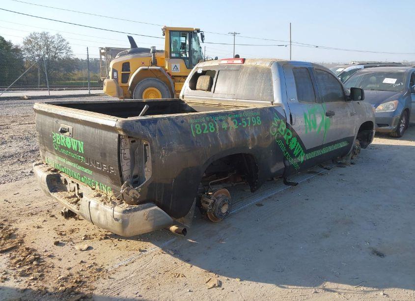 Photo 4 of 2016 Toyota Tundra SR5 5.7L V8 (VIN 5TFUW5F13GX518327)