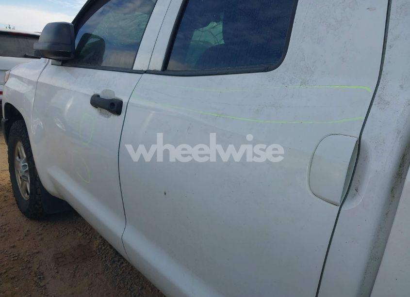 Photo 18 of 2016 Toyota Tundra SR 5.7L V8 (VIN 5TFUW5F13GX569472)