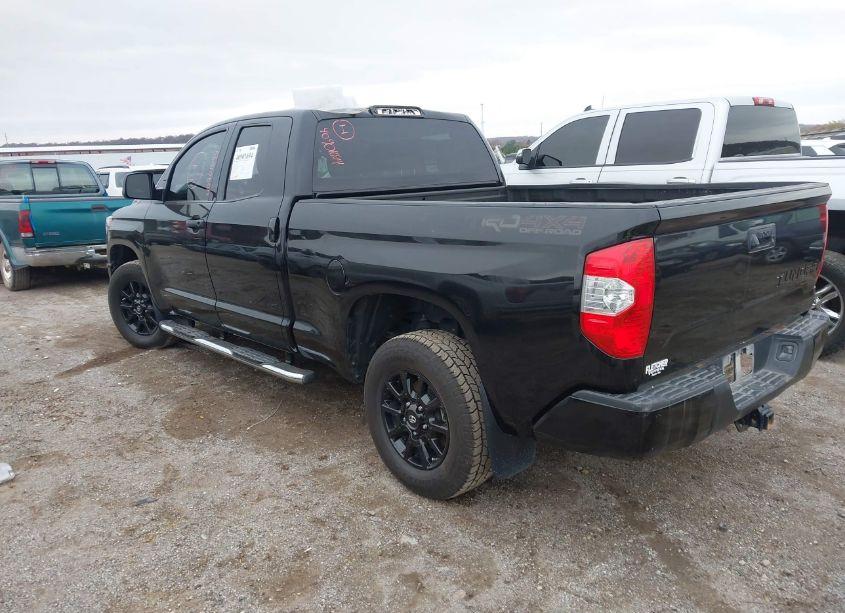 Photo 3 of 2019 Toyota Tundra SR5 5.7L V8 (VIN 5TFUW5F13KX834173)