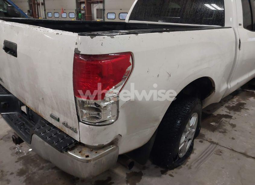 Photo 6 of 2012 Toyota Tundra GRADE 5.7L V8 (VIN 5TFUW5F14CX224462)