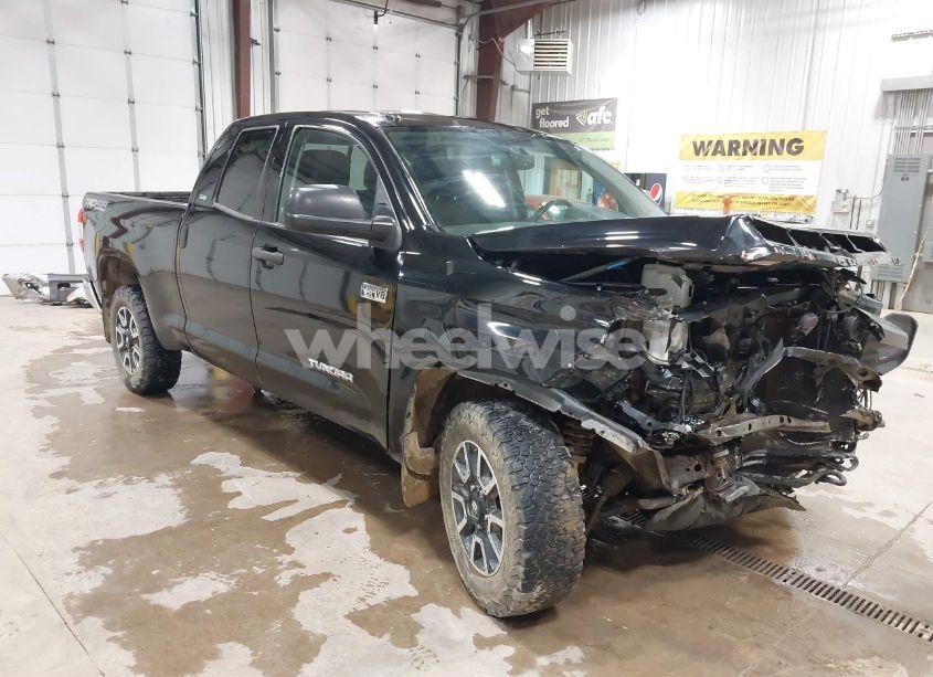 2014 Toyota Tundra SR5 5.7L V8 (VIN 5TFUW5F14EX415382) main photo