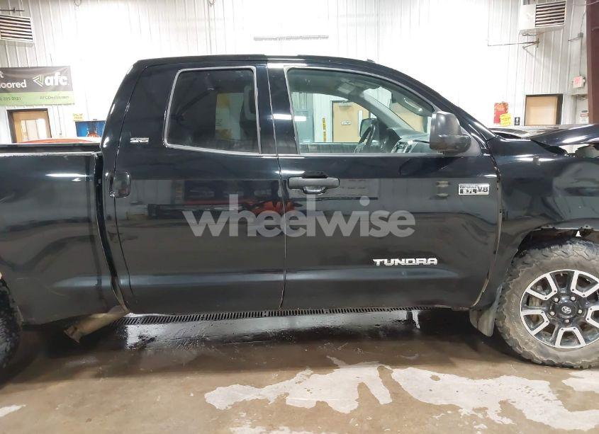 Photo 14 of 2014 Toyota Tundra SR5 5.7L V8 (VIN 5TFUW5F14EX415382)