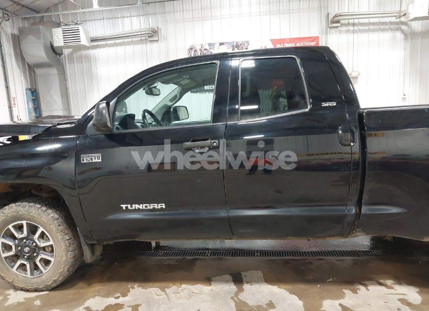 Photo 15 of 2014 Toyota Tundra SR5 5.7L V8 (VIN 5TFUW5F14EX415382)