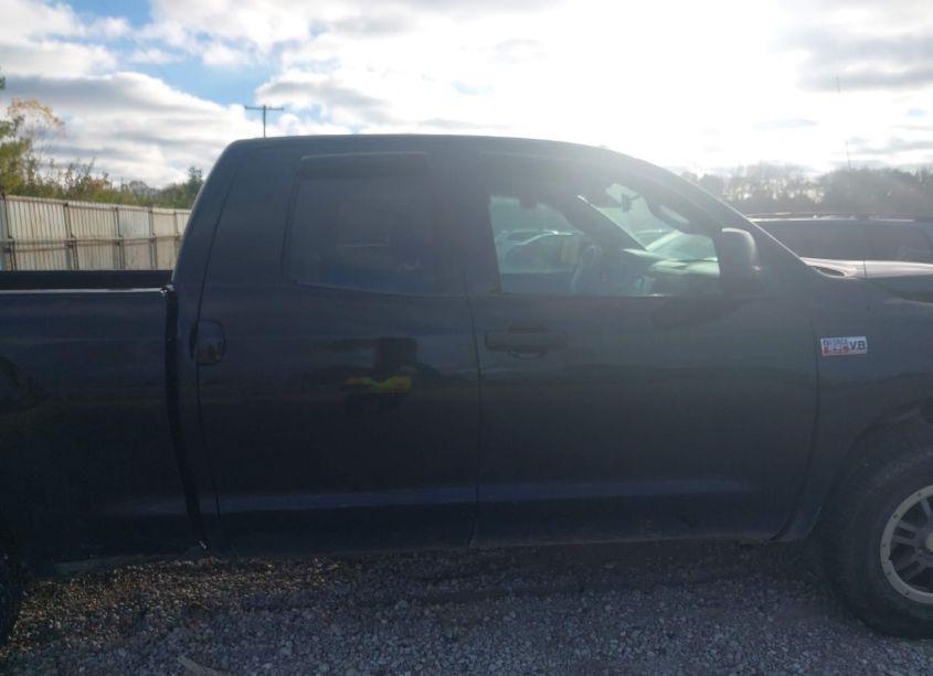Photo 13 of 2010 Toyota Tundra GRADE 5.7L V8 (VIN 5TFUW5F15AX154922)