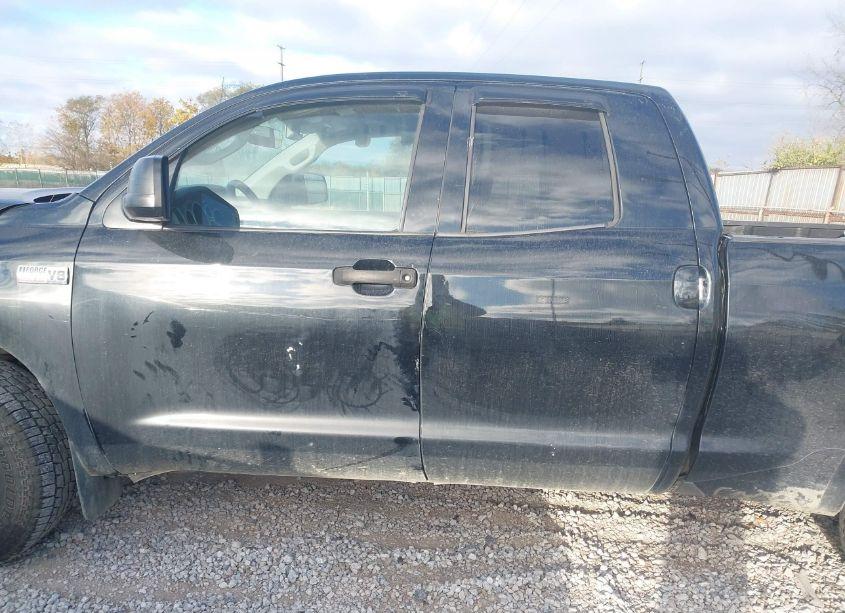 Photo 14 of 2010 Toyota Tundra GRADE 5.7L V8 (VIN 5TFUW5F15AX154922)