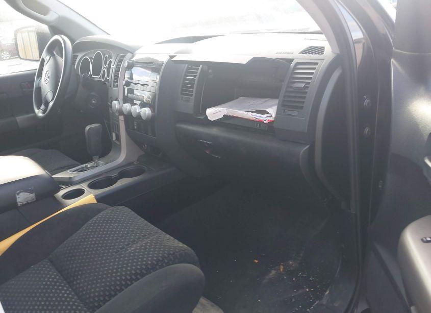 Photo 5 of 2010 Toyota Tundra GRADE 5.7L V8 (VIN 5TFUW5F15AX154922)