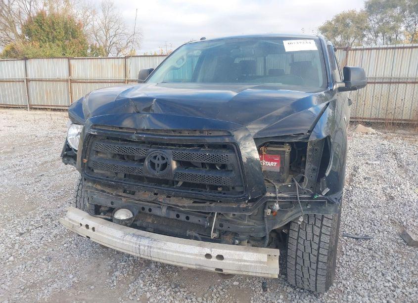 Photo 6 of 2010 Toyota Tundra GRADE 5.7L V8 (VIN 5TFUW5F15AX154922)