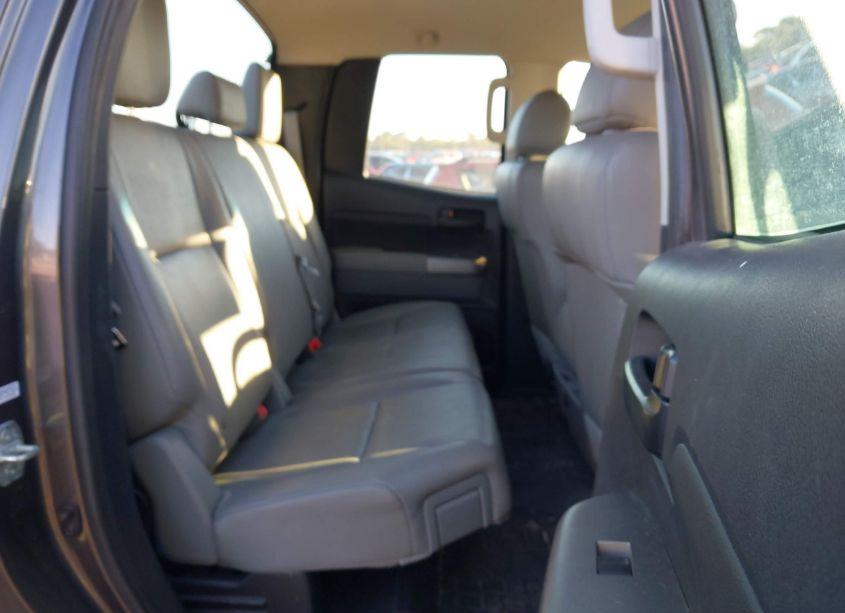 Photo 8 of 2013 Toyota Tundra GRADE 5.7L V8 (VIN 5TFUW5F15DX317783)