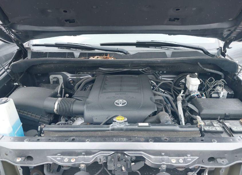 Photo 10 of 2017 Toyota Tundra SR5 5.7L V8 (VIN 5TFUW5F15HX592141)