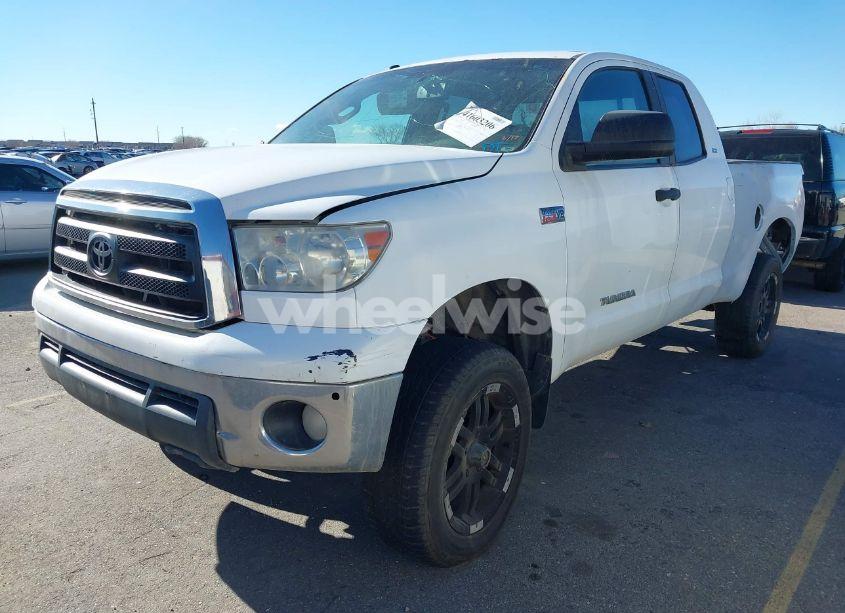 Photo 2 of 2010 Toyota Tundra GRADE 5.7L V8 (VIN 5TFUW5F16AX102070)