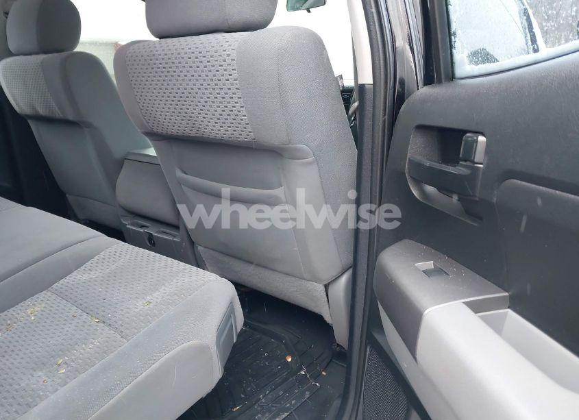 Photo 8 of 2012 Toyota Tundra GRADE 5.7L V8 (VIN 5TFUW5F16CX222096)