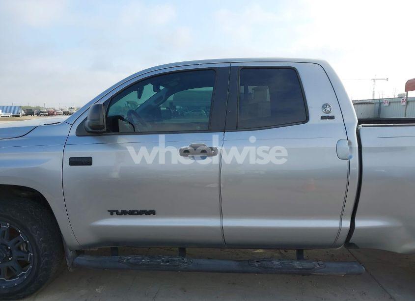 Photo 15 of 2017 Toyota Tundra SR5 5.7L V8 (VIN 5TFUW5F16HX645185)