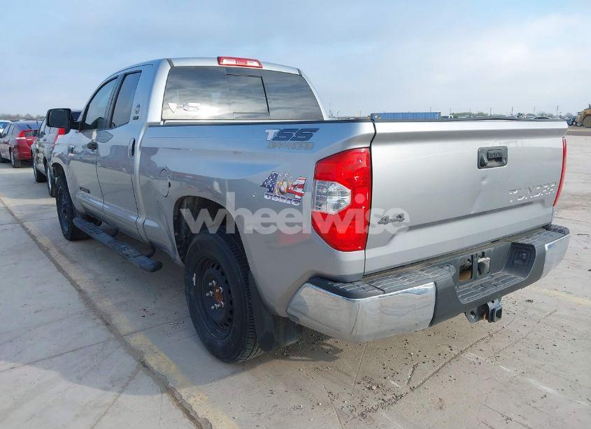 Photo 3 of 2017 Toyota Tundra SR5 5.7L V8 (VIN 5TFUW5F16HX645185)