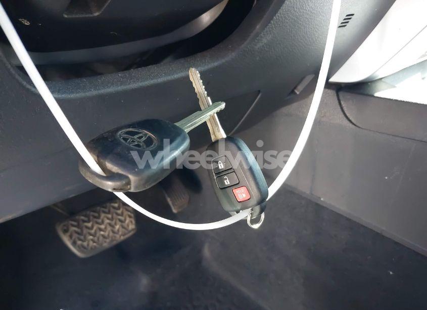 Photo 11 of 2018 Toyota Tundra SR5 5.7L V8 (VIN 5TFUW5F16JX683764)