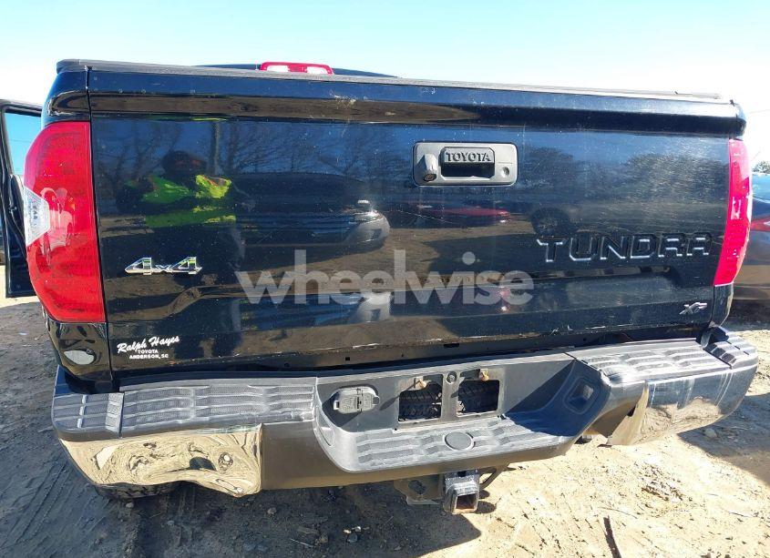 Photo 6 of 2018 Toyota Tundra SR5 5.7L V8 (VIN 5TFUW5F16JX683764)