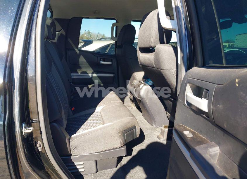 Photo 8 of 2018 Toyota Tundra SR5 5.7L V8 (VIN 5TFUW5F16JX683764)