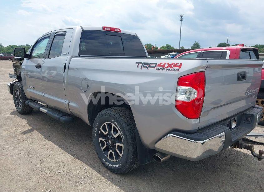 Photo 3 of 2018 Toyota Tundra SR5 5.7L V8 (VIN 5TFUW5F16JX706699)