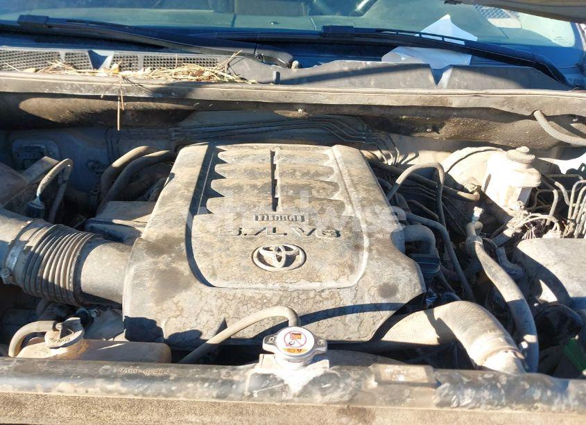 Photo 10 of 2018 Toyota Tundra SR5 5.7L V8 (VIN 5TFUW5F16JX756387)